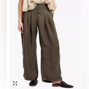 Free People
Orion Slouchy Utility Trousers